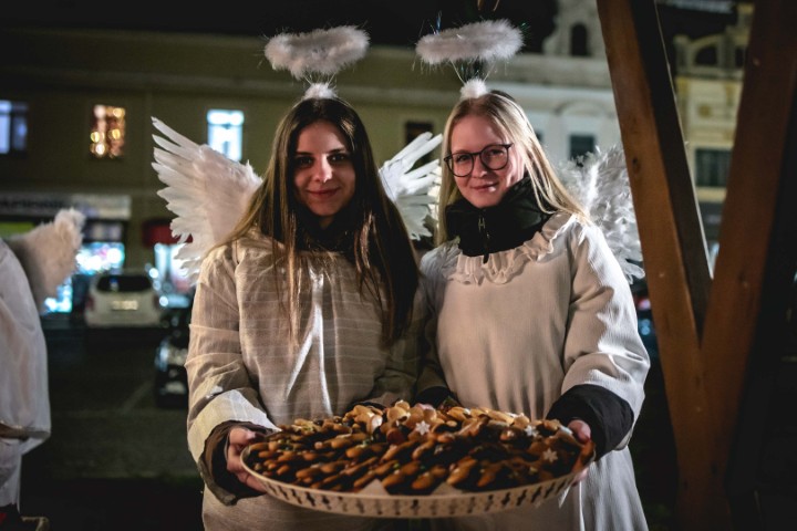 Česko zpívá koledy